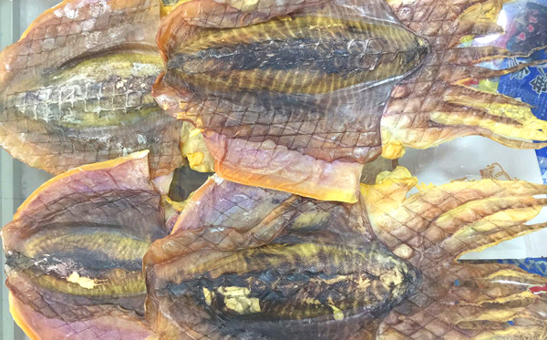 墨魚(yú)干